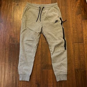Womens Nike Tech Fleece Joggers